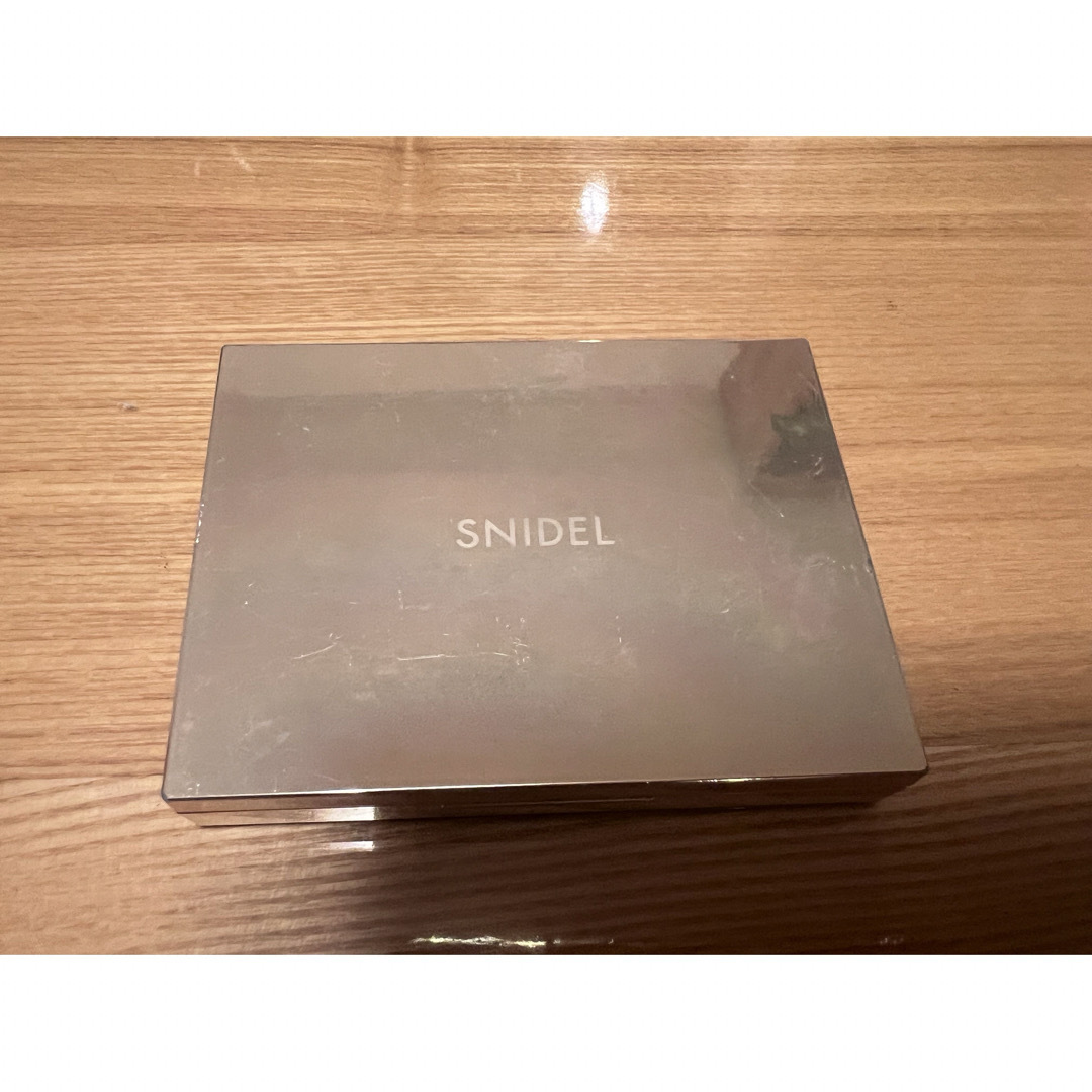 SNIDEL(スナイデル)のSNIDEL アイデザイナー　08 コスメ/美容のベースメイク/化粧品(アイシャドウ)の商品写真