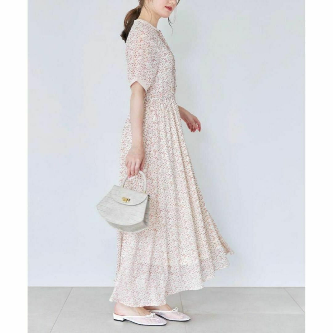 TOCCO closet(トッコクローゼット)の新品 春夏ドレス 配色ライン入りフラワープリントロングワンピース 花柄 半袖 レディースのワンピース(ロングワンピース/マキシワンピース)の商品写真