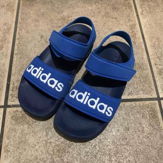 adidas サンダル(サンダル)