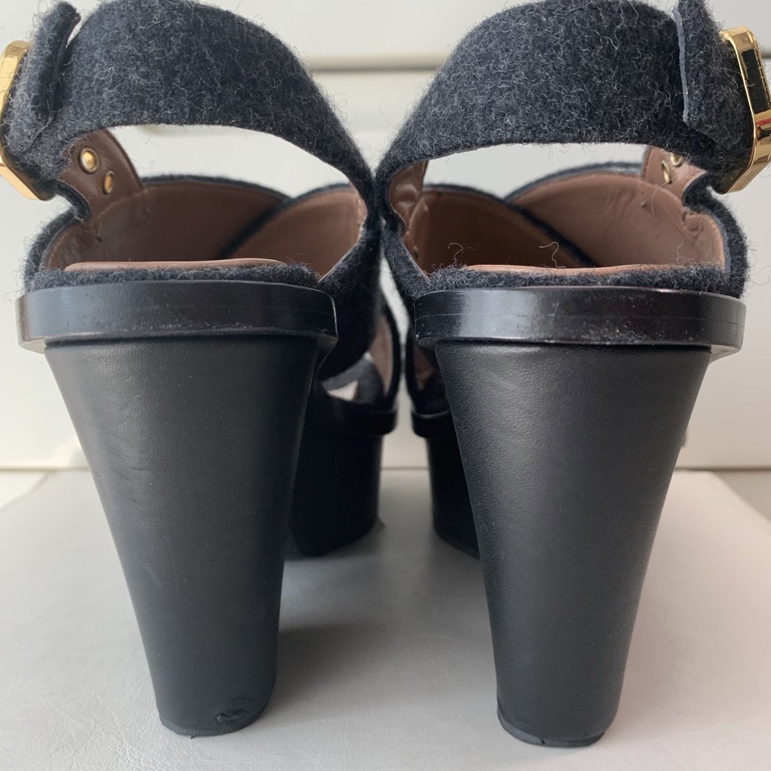 Marni(マルニ)のマルニ　ブラックウール　厚底　サンダル レディースの靴/シューズ(サンダル)の商品写真