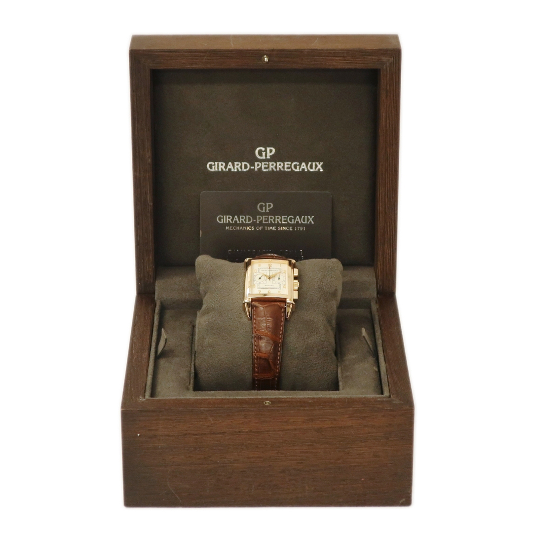 GIRARD-PERREGAUX(ジラールペルゴ)のジラールペルゴ  ヴィンテージ1945 クロノグラフ 25990.0.5 メンズの時計(腕時計(アナログ))の商品写真