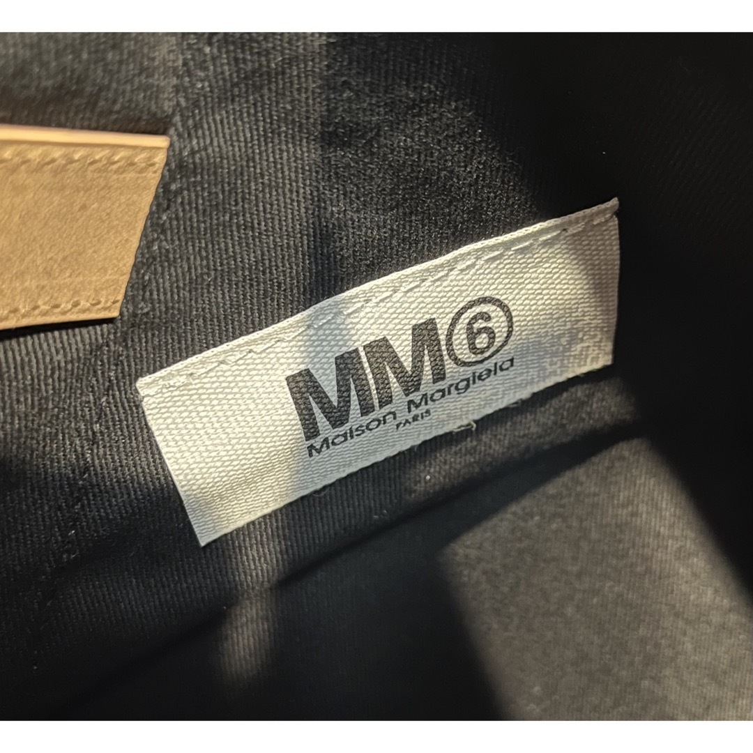MM6(エムエムシックス)のmm6エムエムシックス メゾンマルジェラ ジャパニーズ トートバッグ サテン黒大 レディースのバッグ(トートバッグ)の商品写真
