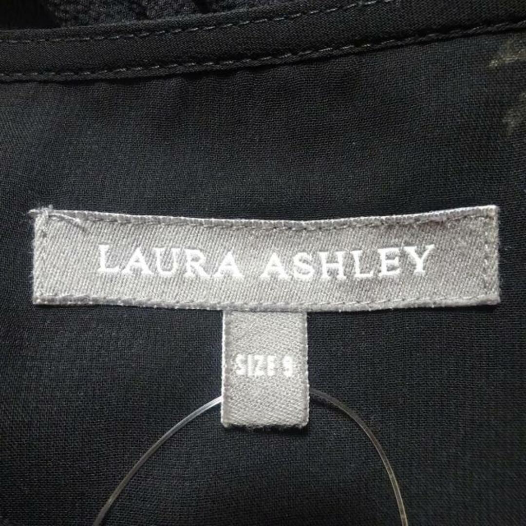 LAURA ASHLEY(ローラアシュレイ)のLAURAASHLEY(ローラアシュレイ) ワンピース サイズ9 M レディース美品  - 黒×アイボリー×カーキ クルーネック/半袖/ロング/花柄 レディースのワンピース(その他)の商品写真