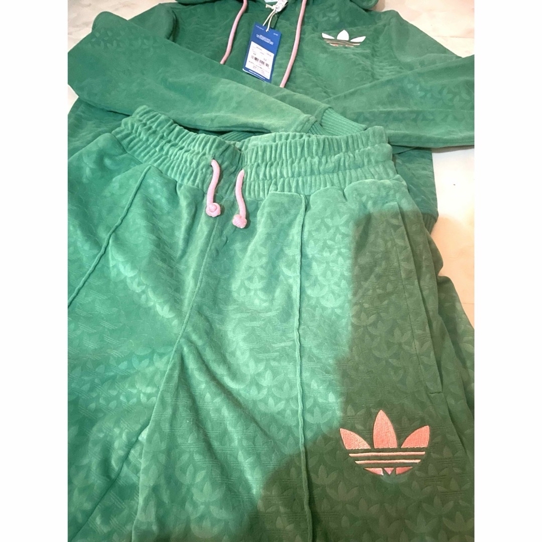 adidas(アディダス)の【激レア入手困難】アディダス　アディカラー70s' セットアップ上下 レディースのルームウェア/パジャマ(ルームウェア)の商品写真