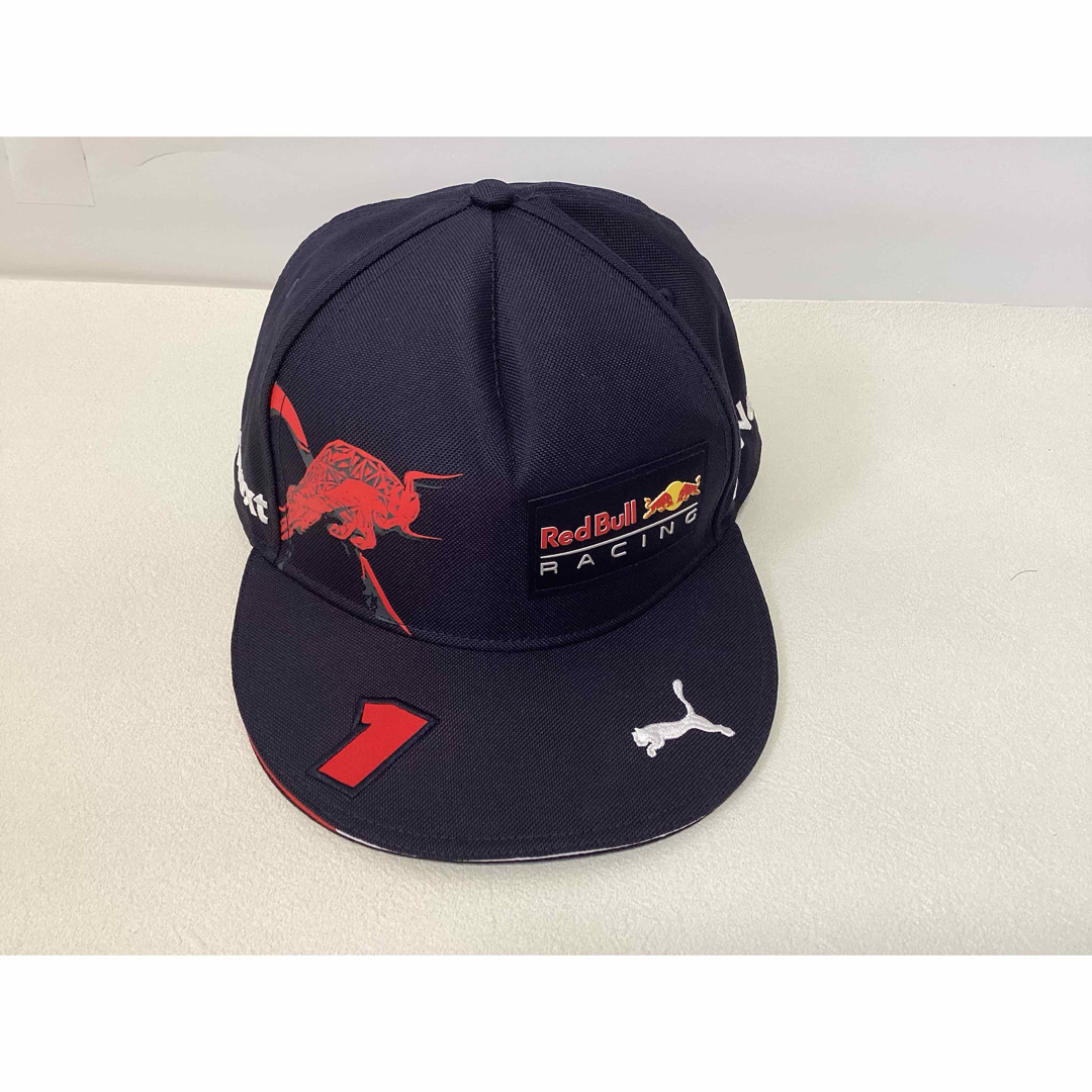 PUMA(プーマ)の⭐︎未使用⭐︎PUMA RedBull RACING キャップ　帽子 メンズの帽子(キャップ)の商品写真