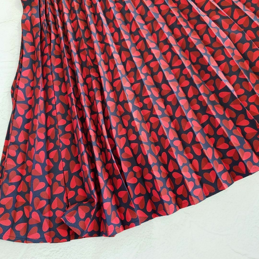 Paul Smith(ポールスミス)の美品 paulsmith ポールスミス　ハートスカート　プリーツスカート40 レディースのスカート(ひざ丈スカート)の商品写真