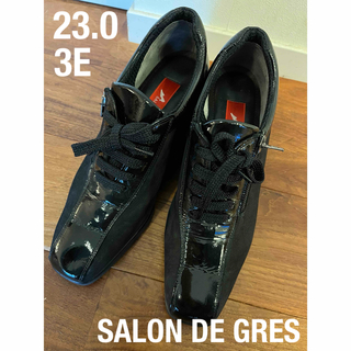 【SALON DE GRES】サロンドグレーエナメルスニーカー厚底23.0㎝3E(スニーカー)