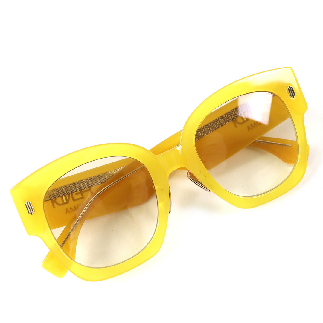 FENDI(フェンディ)の美品△FENDI フェンディ FF0458 Square Sunglasses ロゴ入り アイウェア サングラス イエロー系 52□23 150 ケース付き イタリア製 レディース レディースのファッション小物(サングラス/メガネ)の商品写真