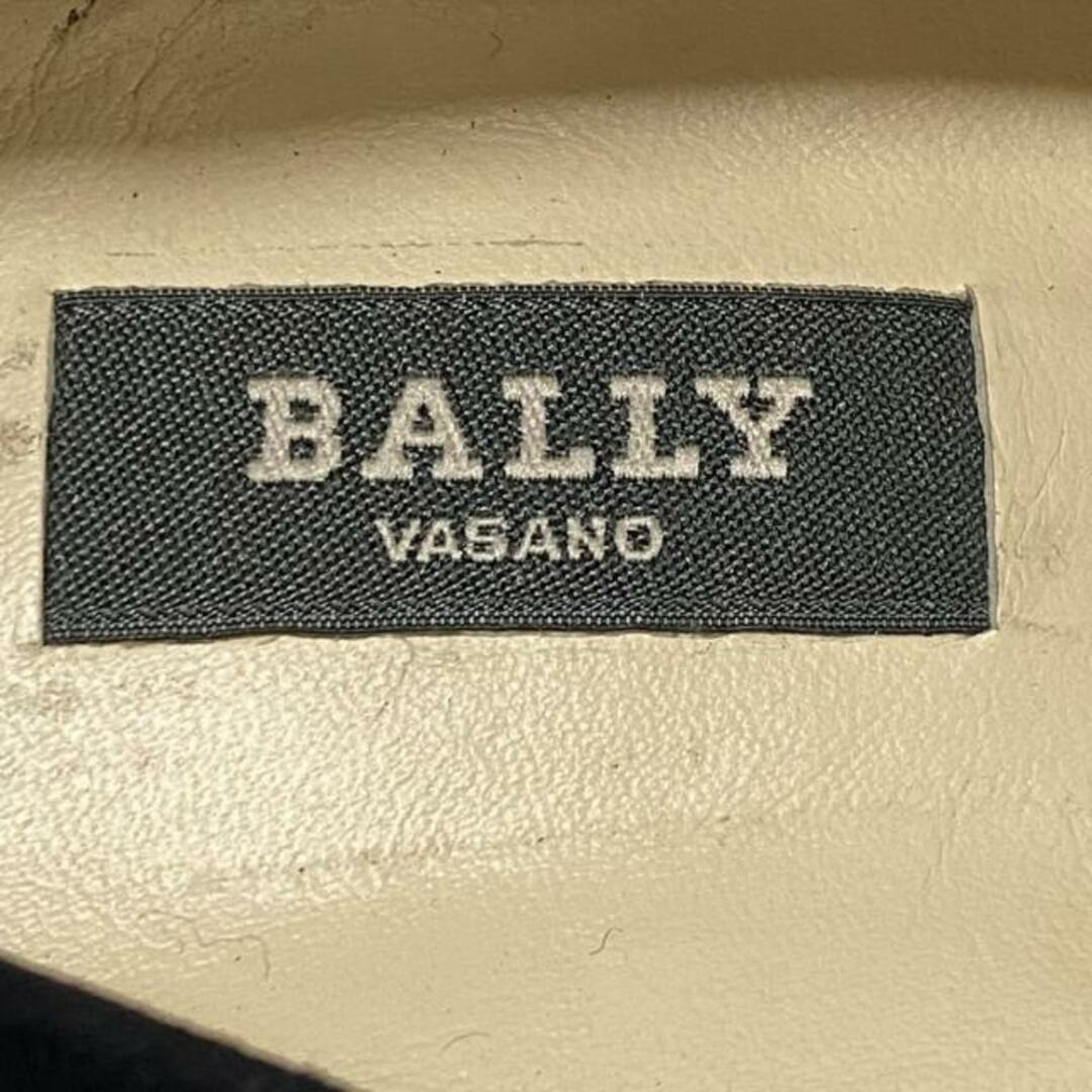 Bally(バリー)のBALLY(バリー) ローファー 5 1/2 E レディース - 黒 スエード レディースの靴/シューズ(ローファー/革靴)の商品写真