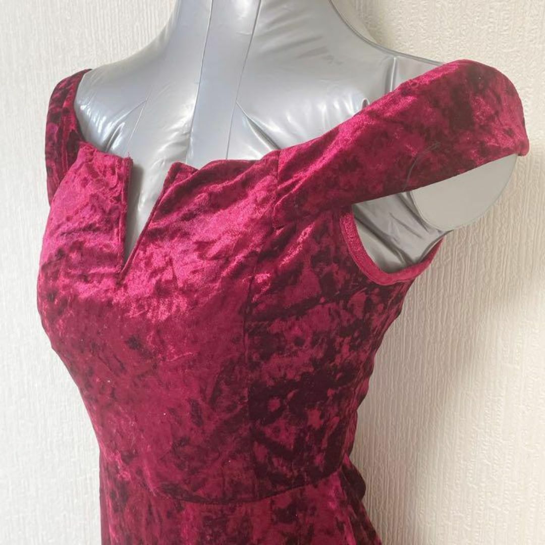 赤 ベロア生地 ワンピース ドレス ワインレッド レディースのフォーマル/ドレス(ミディアムドレス)の商品写真
