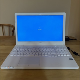 フジツウ(富士通)のFUJITSU ノートパソコン　LIFEBOOK(ノートPC)