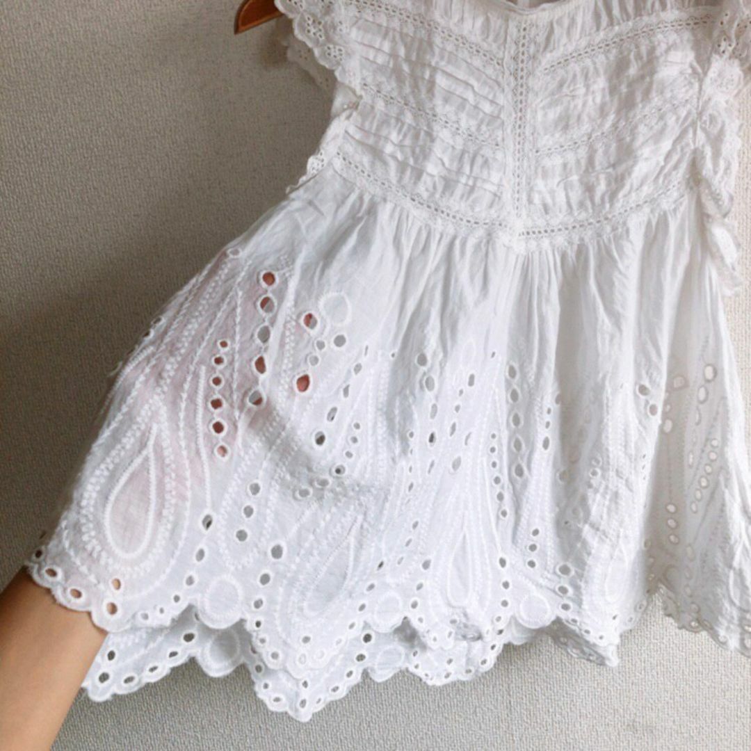 ZARA(ザラ)のZARA♡袖フリルノースリシャツ♡ホワイトXS♡コットン100％♡シンプル♡ザラ レディースのトップス(シャツ/ブラウス(半袖/袖なし))の商品写真