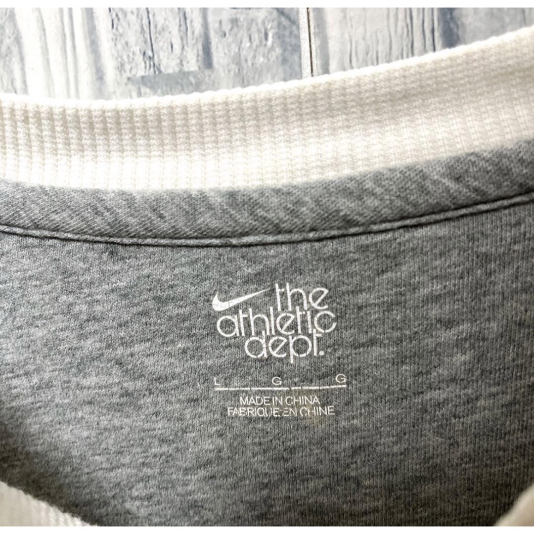NIKE(ナイキ)のナイキ トレーナー スウェット L 長袖 刺繍ロゴ スウッシュ ホワイト メンズのトップス(スウェット)の商品写真