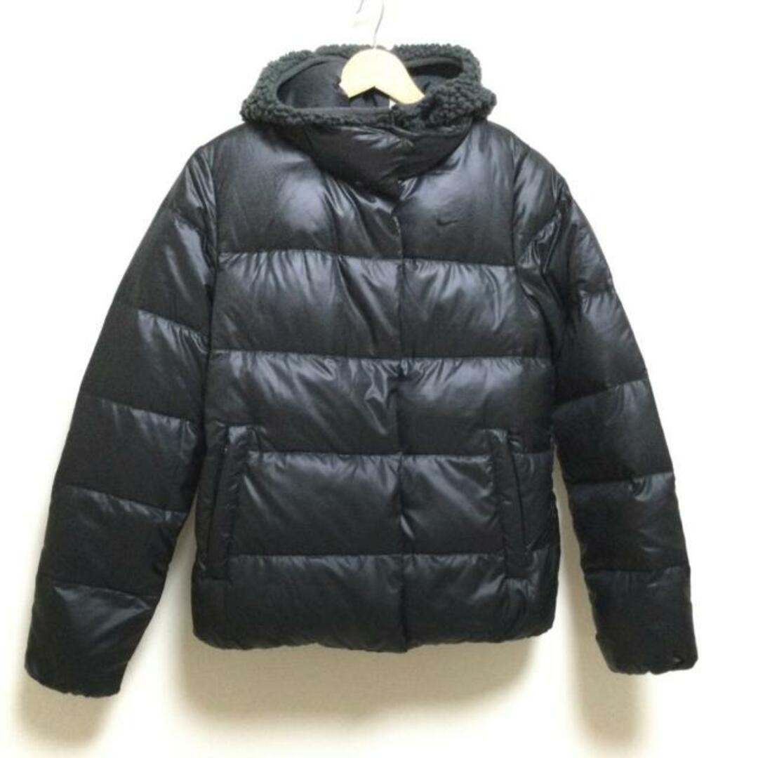 NIKE(ナイキ)のNIKE(ナイキ) ダウンジャケット サイズM レディース - 黒 長袖/冬 レディースのジャケット/アウター(ダウンジャケット)の商品写真