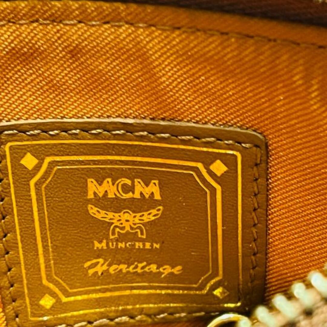 MCM(エムシーエム)のMCM(エムシーエム) コインケース - ブラウン×黒 キーリング付き 合皮 レディースのファッション小物(コインケース)の商品写真