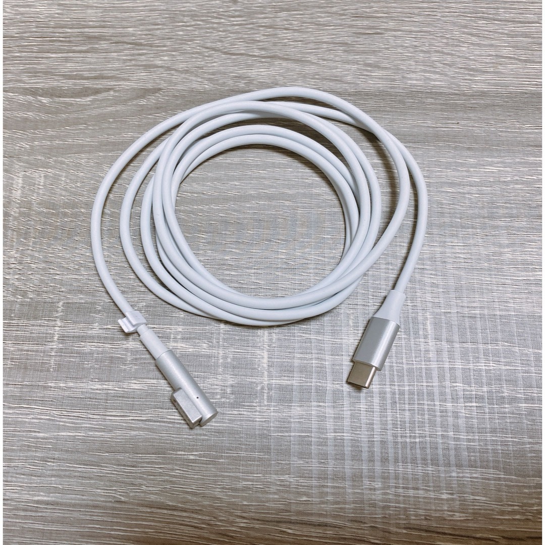 新品◎MagSafe L型MacbookAir/ProPD磁気ケーブル1.8m スマホ/家電/カメラのPC/タブレット(PC周辺機器)の商品写真