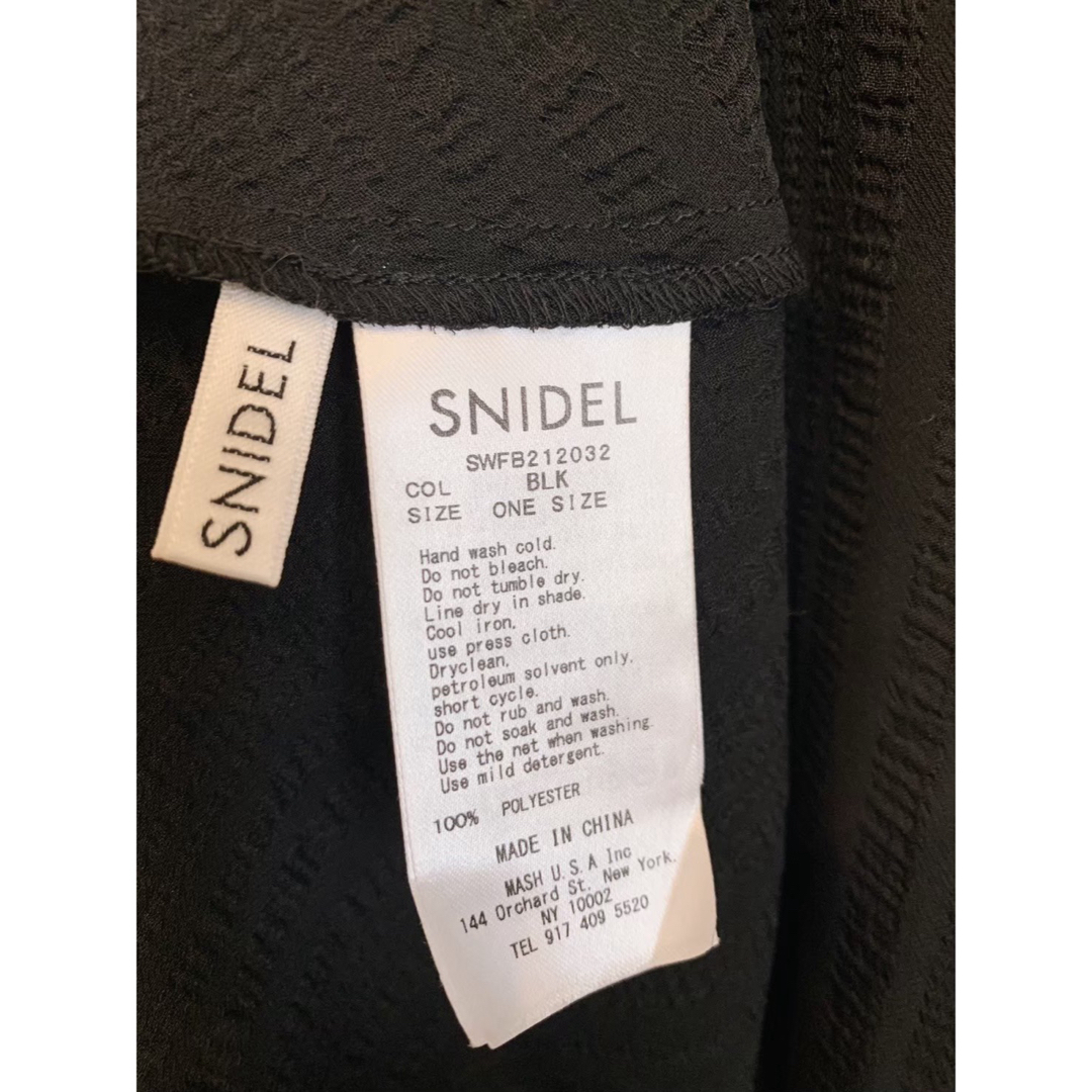 SNIDEL(スナイデル)のスナイデル　ワンピース レディースのワンピース(ひざ丈ワンピース)の商品写真