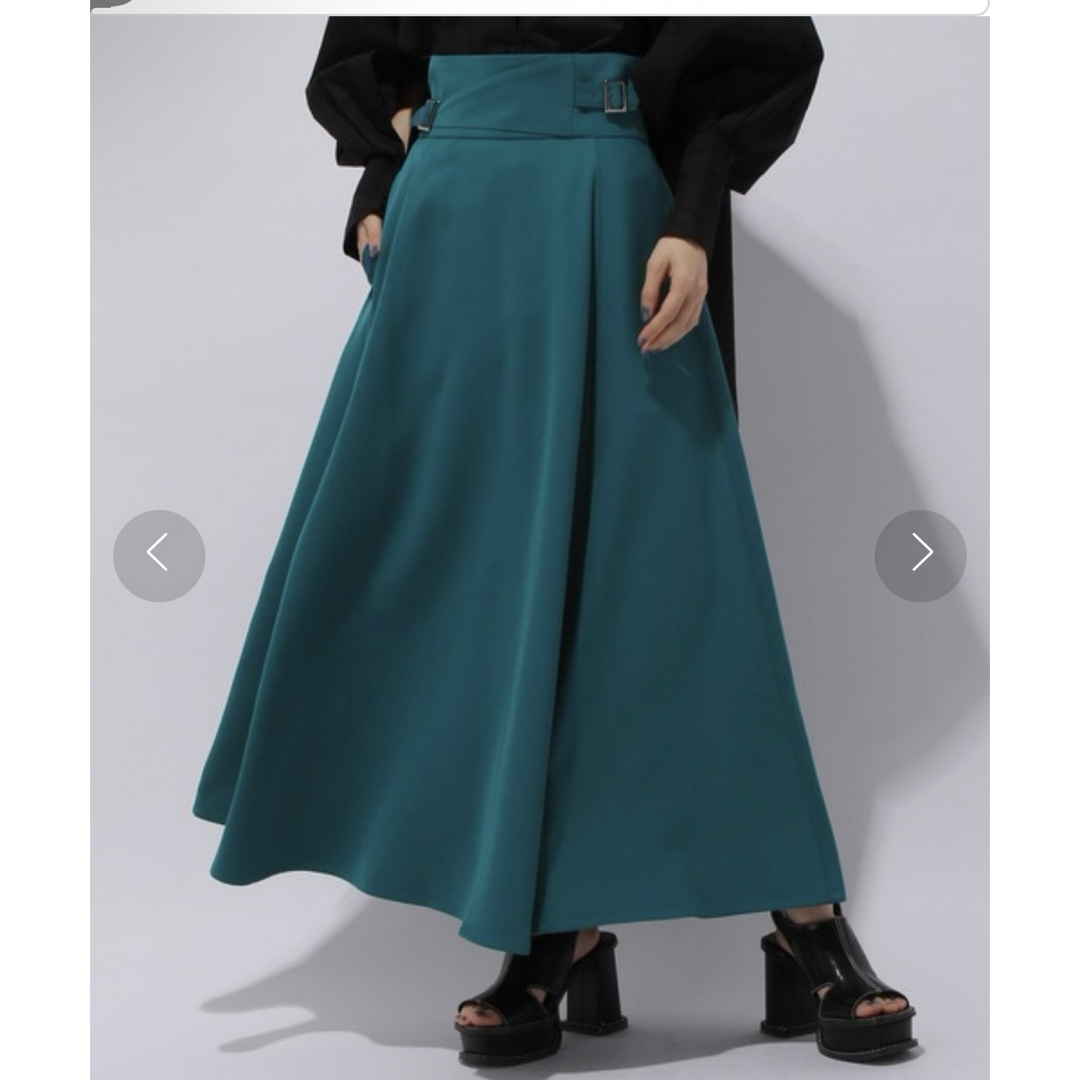 HARE(ハレ)のHARE アシメバックルサーキュラースカート レディースのスカート(ロングスカート)の商品写真