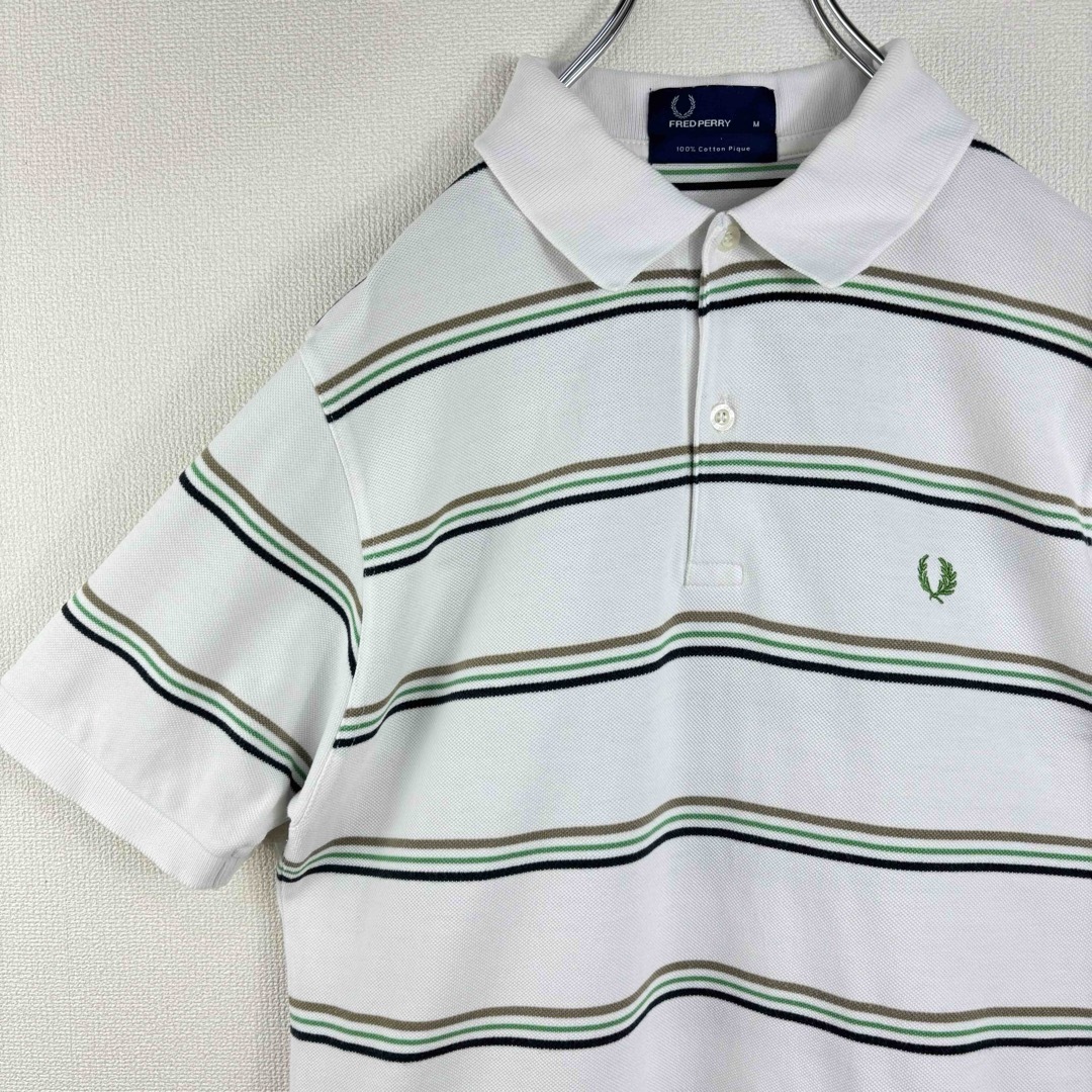 FRED PERRY(フレッドペリー)の大人気　フレッドペリー　ポロシャツ　ポルトガル製　ボーダー　白緑　M 古着 メンズのトップス(ポロシャツ)の商品写真