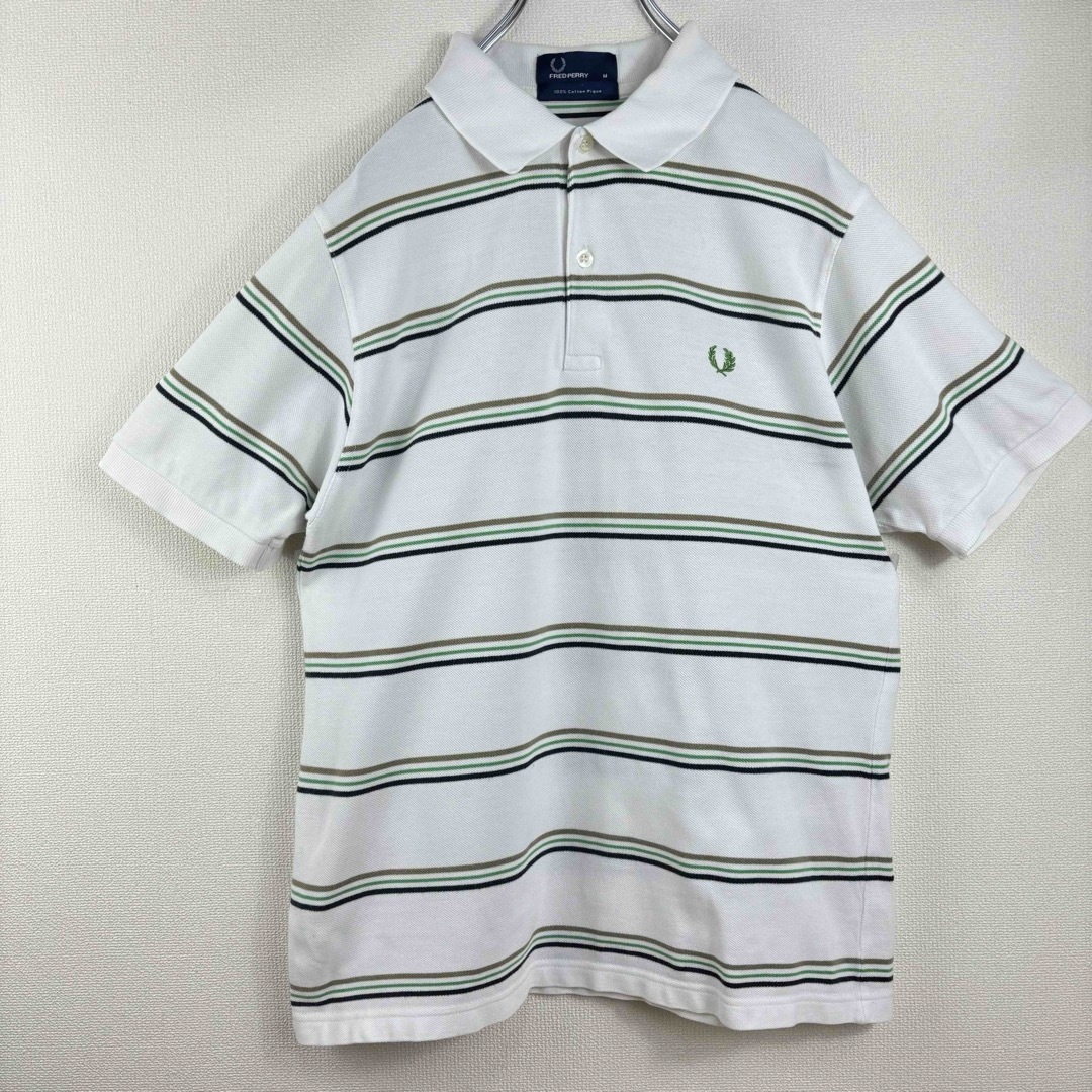 FRED PERRY(フレッドペリー)の大人気　フレッドペリー　ポロシャツ　ポルトガル製　ボーダー　白緑　M 古着 メンズのトップス(ポロシャツ)の商品写真