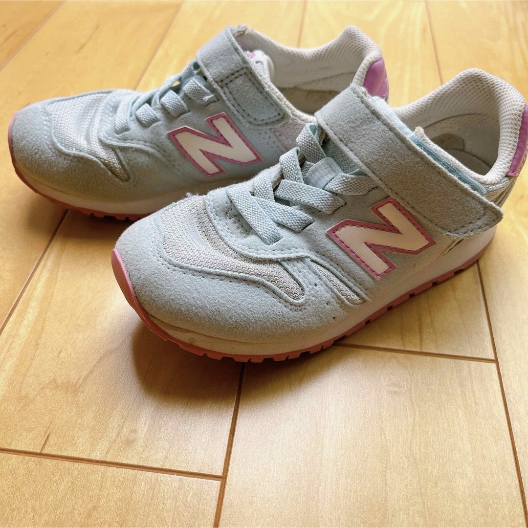 New Balance(ニューバランス)のNew Balance ニューバランス 373  17.0センチ ブルー キッズ/ベビー/マタニティのキッズ靴/シューズ(15cm~)(スニーカー)の商品写真