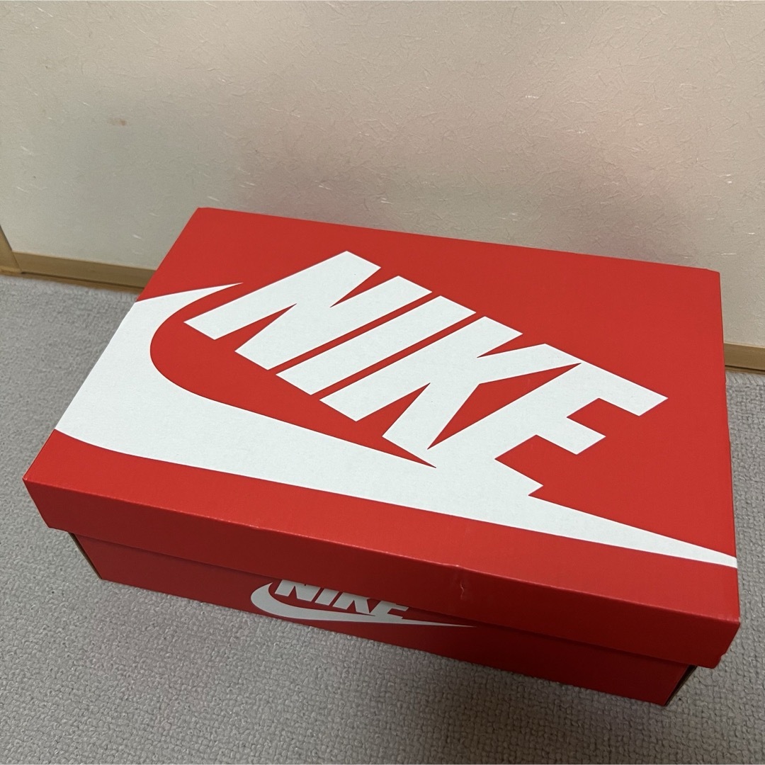 NIKE(ナイキ)のNIKE AIR MAX ISLA エアマックスアイラ 23cm レディースの靴/シューズ(サンダル)の商品写真