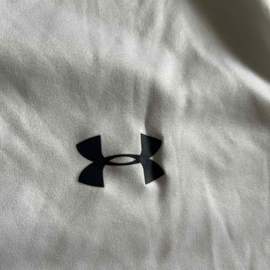 UNDER ARMOUR(アンダーアーマー)のアンダーアーマー　Tシャツ メンズのトップス(Tシャツ/カットソー(半袖/袖なし))の商品写真