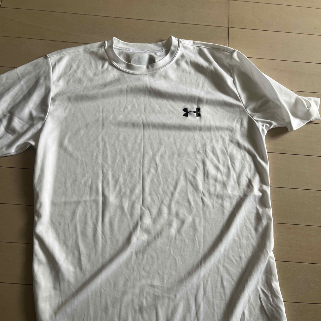 UNDER ARMOUR(アンダーアーマー)のアンダーアーマー　Tシャツ メンズのトップス(Tシャツ/カットソー(半袖/袖なし))の商品写真