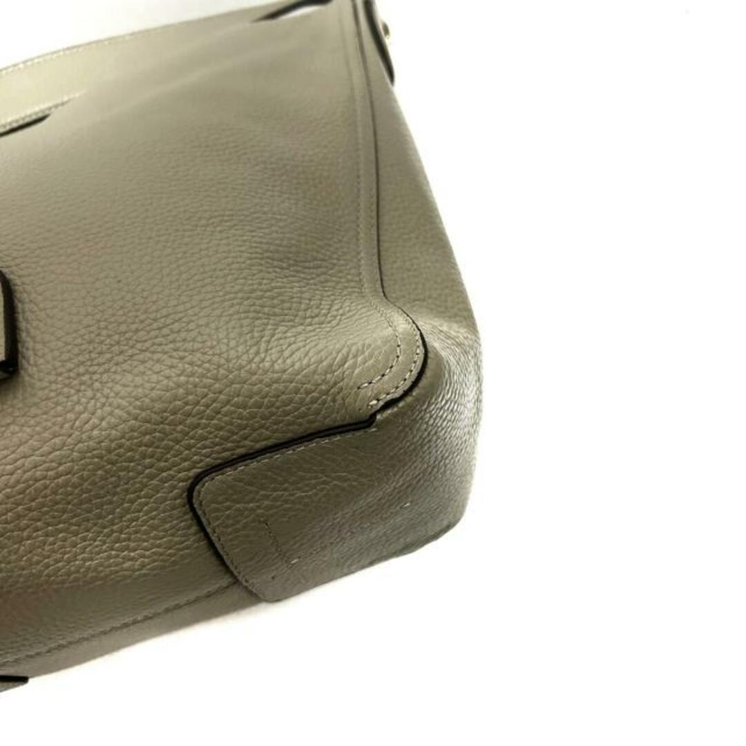 Furla(フルラ)のFURLA(フルラ) ハンドバッグ美品  - ライトグリーン レザー レディースのバッグ(ハンドバッグ)の商品写真