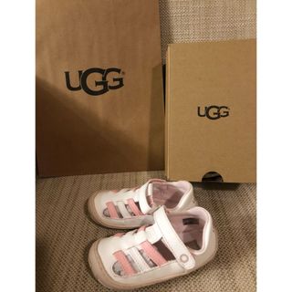 UGG - 新品 UGG ベビーサンダル 15cm 夏