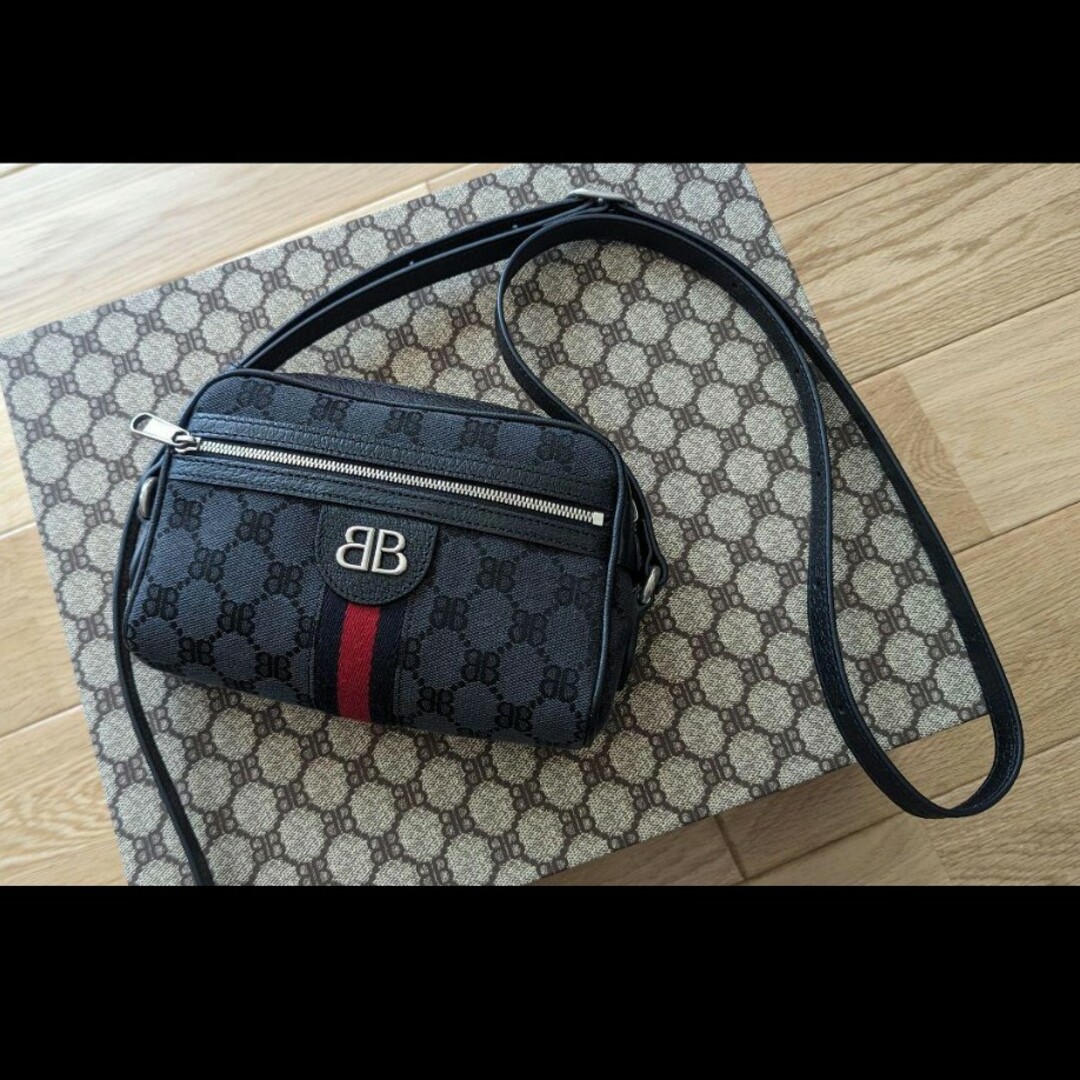 Balenciaga(バレンシアガ)のBALENCIAGA × GUCCI ハッカー ショルダー レディースのバッグ(ショルダーバッグ)の商品写真