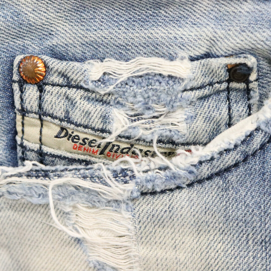 DIESEL(ディーゼル)のDIESEL ディーゼル SAFADO WASH 0886P ダメージ加工デニムパンツ メンズのパンツ(その他)の商品写真