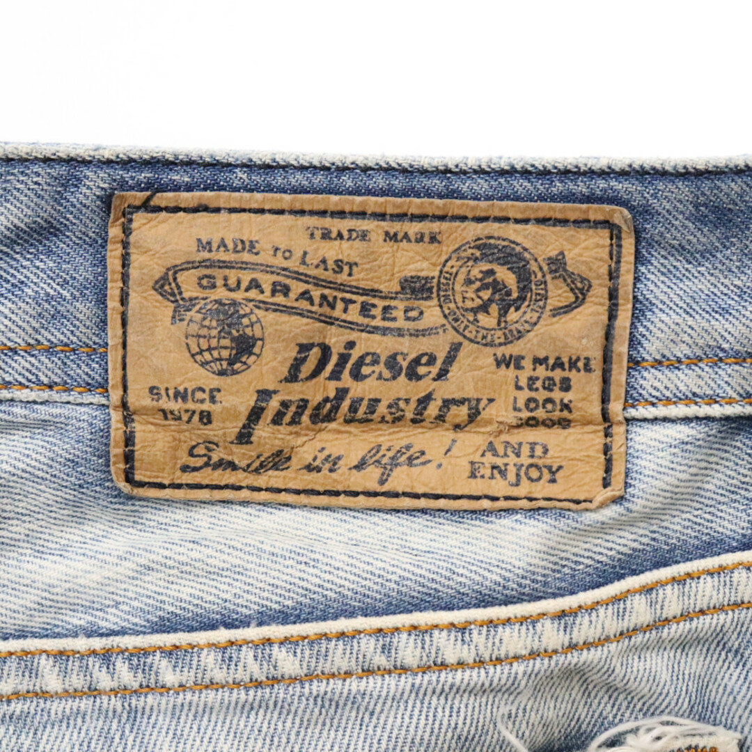 DIESEL(ディーゼル)のDIESEL ディーゼル ZATINY WASH0071J ダメージ加工デニムパンツ メンズのパンツ(その他)の商品写真