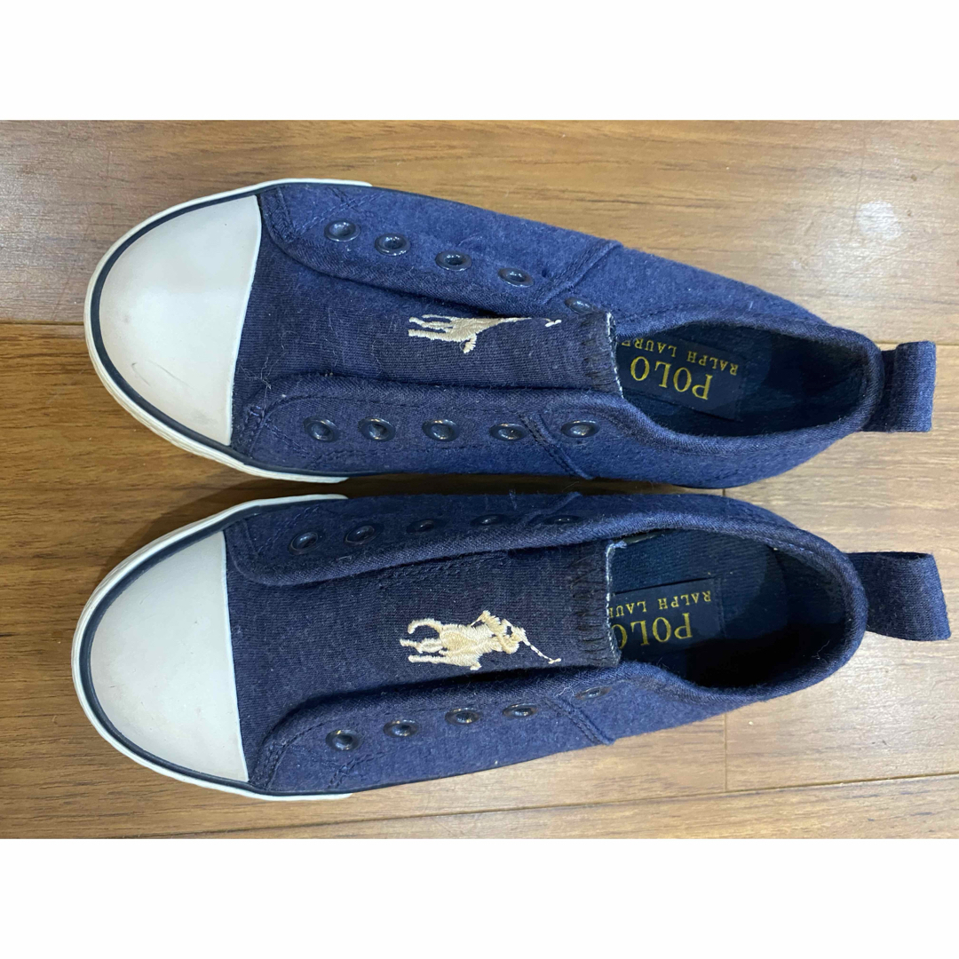 POLO RALPH LAUREN(ポロラルフローレン)のPOLO RALPH LAUREN 紺色スニーカー新品18㎝ キッズ/ベビー/マタニティのキッズ靴/シューズ(15cm~)(スニーカー)の商品写真