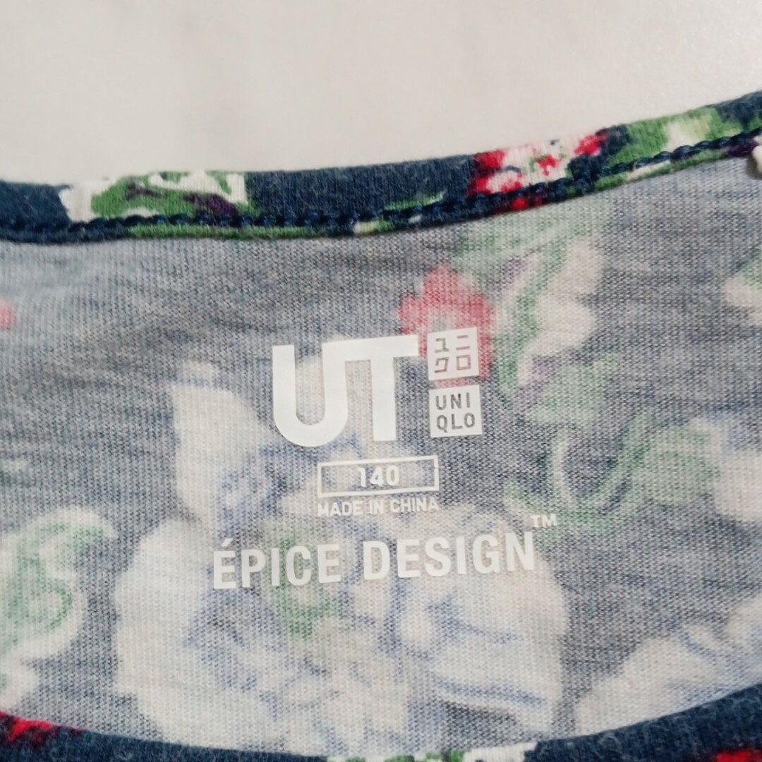 UNIQLO(ユニクロ)のユニクロ　ガールズ　ワンピース　140cm 夏　お着替え　花柄　涼しい キッズ/ベビー/マタニティのキッズ服女の子用(90cm~)(ワンピース)の商品写真