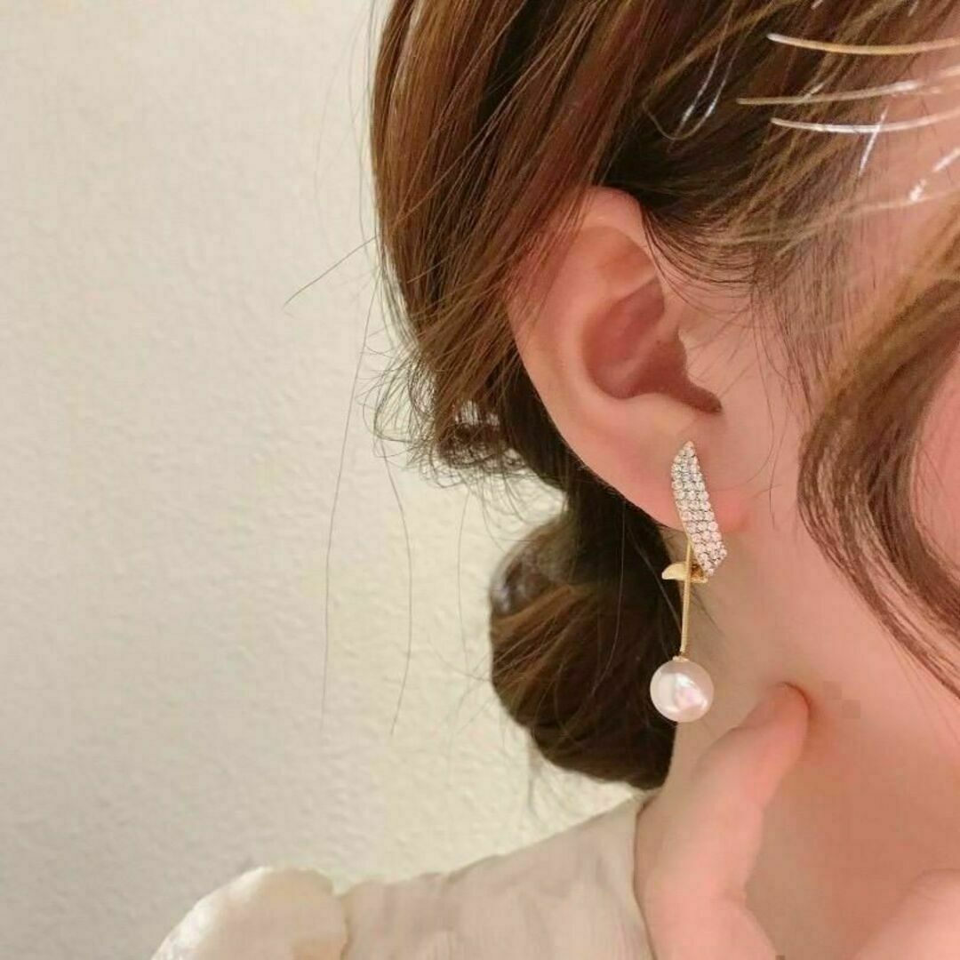 n ピアス ラインストーン s925 ゴールド 韓国 結婚式 ダイヤ 真珠 レディースのアクセサリー(ピアス)の商品写真