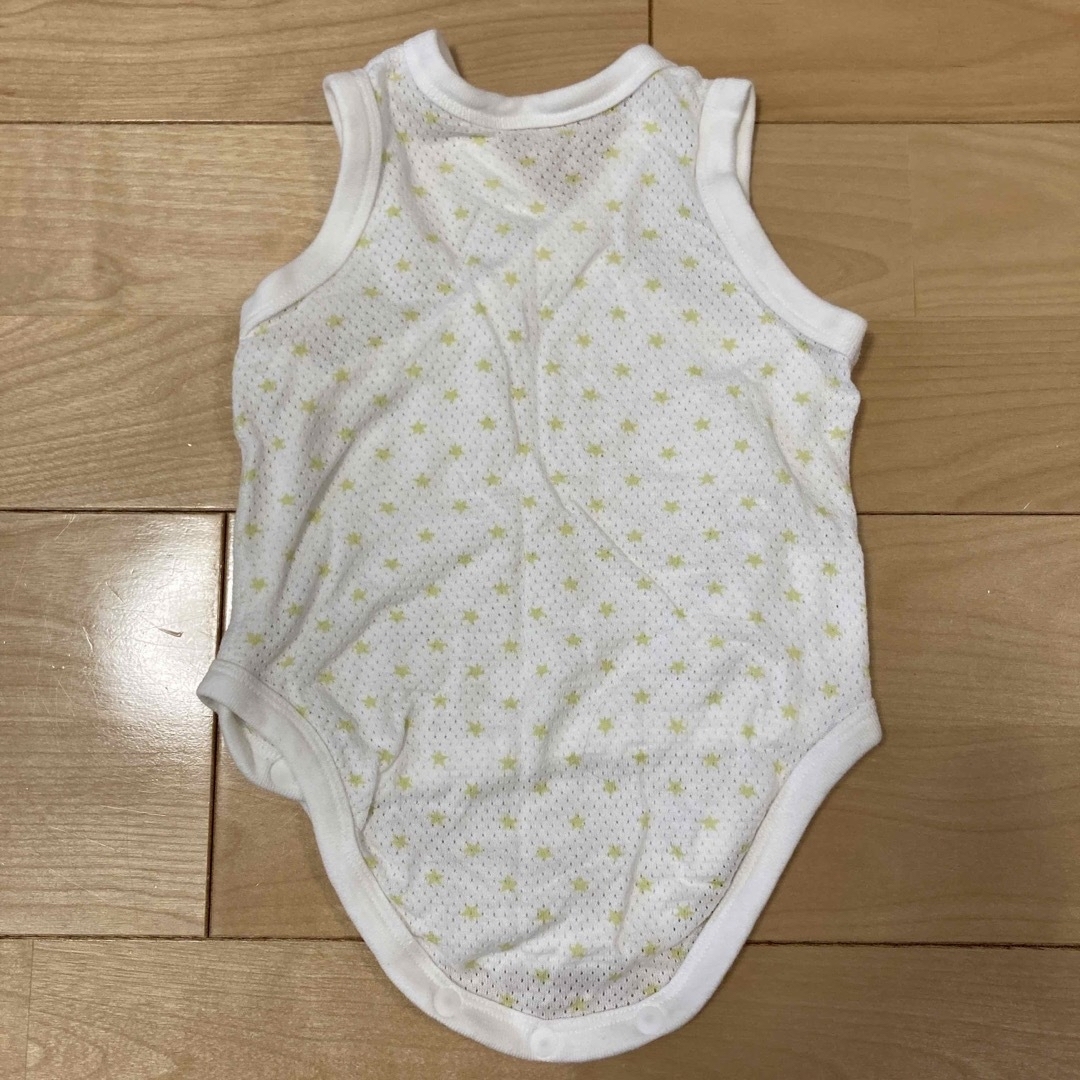 UNIQLO(ユニクロ)のUNIQLO  BABY ボディ肌着 60cm 子ども服まとめ売り　ユニクロ　男 キッズ/ベビー/マタニティのベビー服(~85cm)(ロンパース)の商品写真