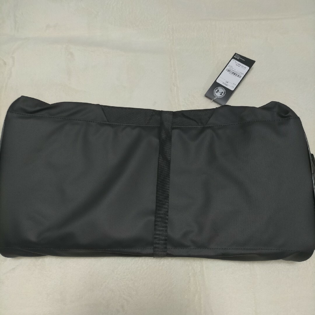 UNDER ARMOUR(アンダーアーマー)のアンダーアーマー ボストンバッグ 40l ブラック スポーツバッグ メンズのバッグ(ボストンバッグ)の商品写真