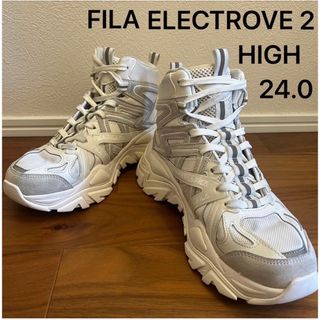 FILA 24.0 厚底スニーカー　ハイカット　エレクトローブ　2