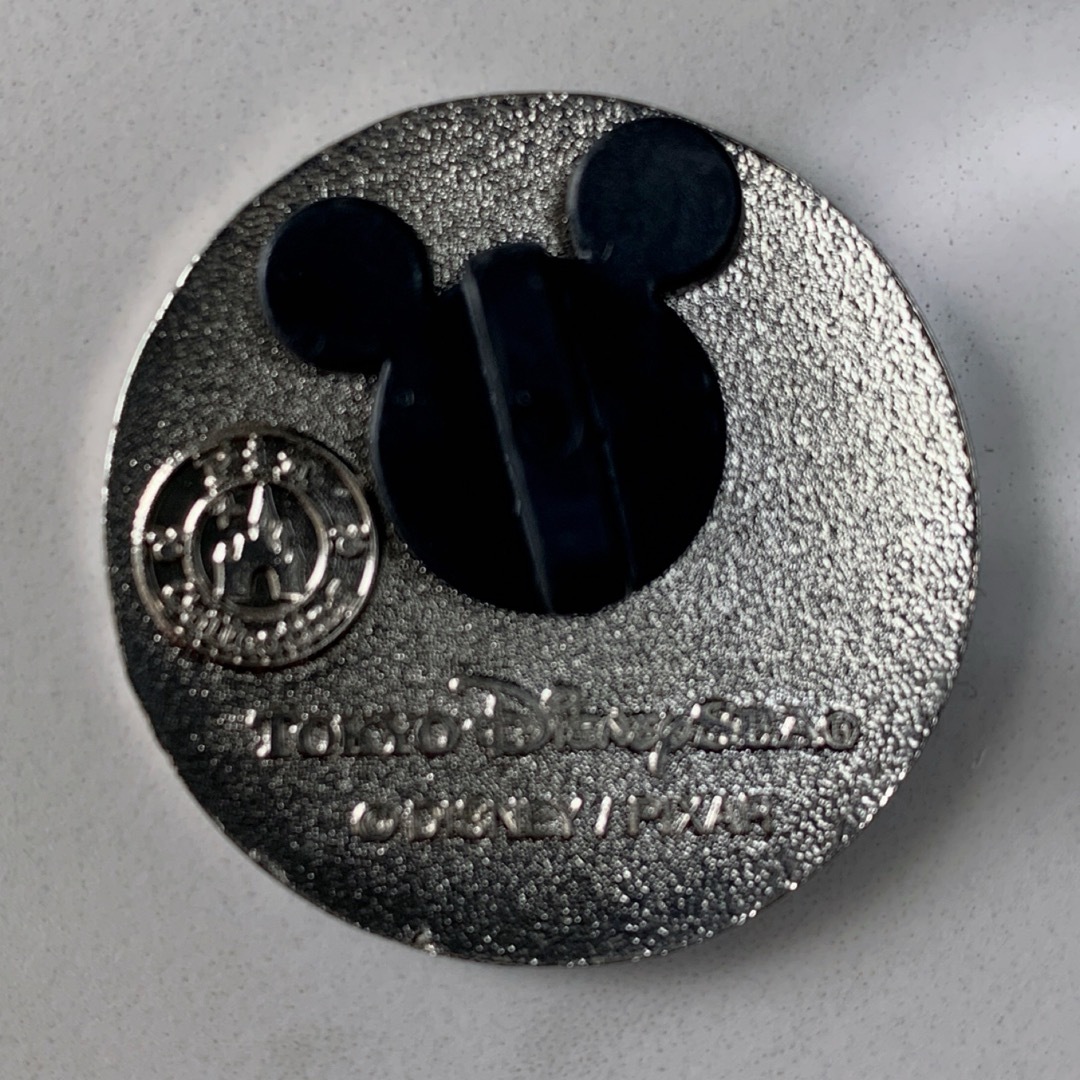 Disney(ディズニー)の東京ディズニーシー NEMO&FRIENDS SEARIDER ピンバッチ エンタメ/ホビーのおもちゃ/ぬいぐるみ(キャラクターグッズ)の商品写真