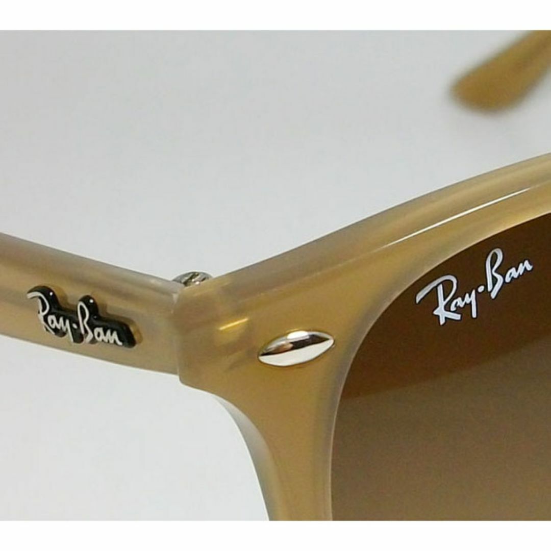 Ray-Ban(レイバン)の★RB4259F-616613★新品 未使用　レイバン　サングラス メンズのファッション小物(サングラス/メガネ)の商品写真