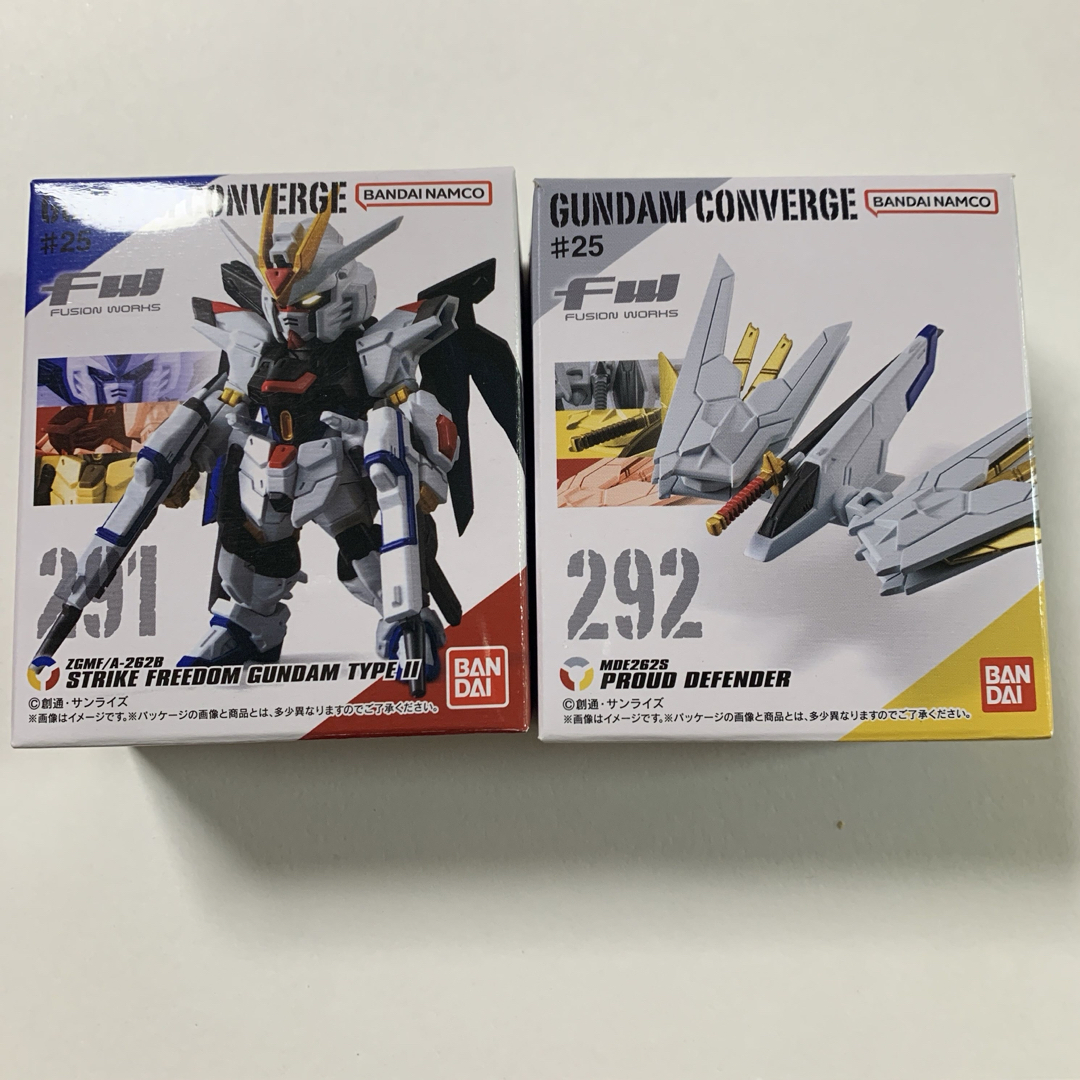 BANDAI(バンダイ)のガンダム　コンバージ　ストライクフリーダム　セット エンタメ/ホビーのフィギュア(アニメ/ゲーム)の商品写真