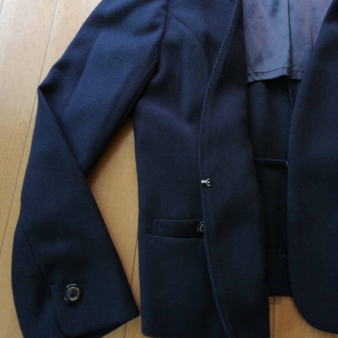 anySiS(エニィスィス)のジャケット　anySIS　ネイビー レディースのジャケット/アウター(ノーカラージャケット)の商品写真