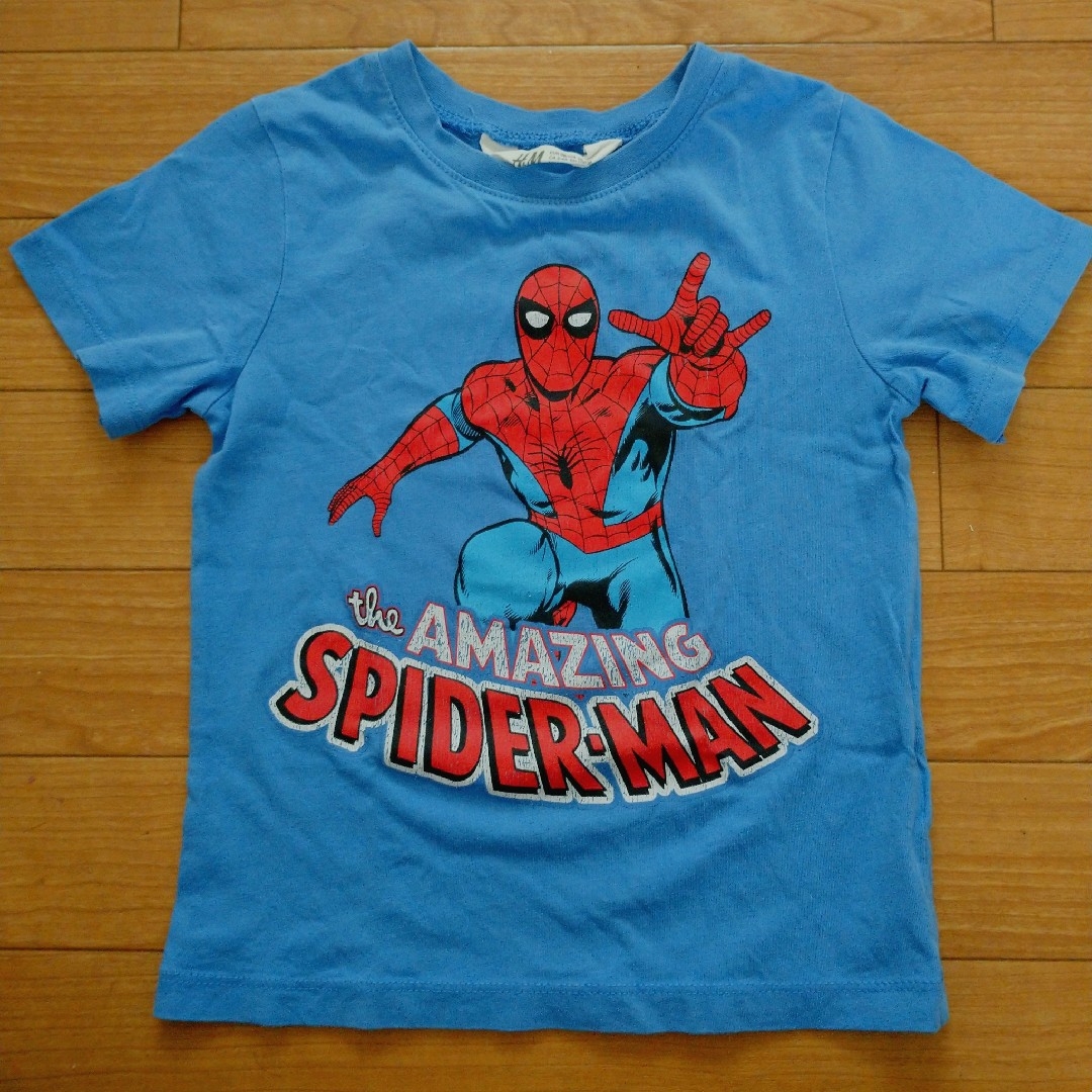 H&M(エイチアンドエム)のH&M　スパイダーマンTシャツ キッズ/ベビー/マタニティのキッズ服男の子用(90cm~)(Tシャツ/カットソー)の商品写真