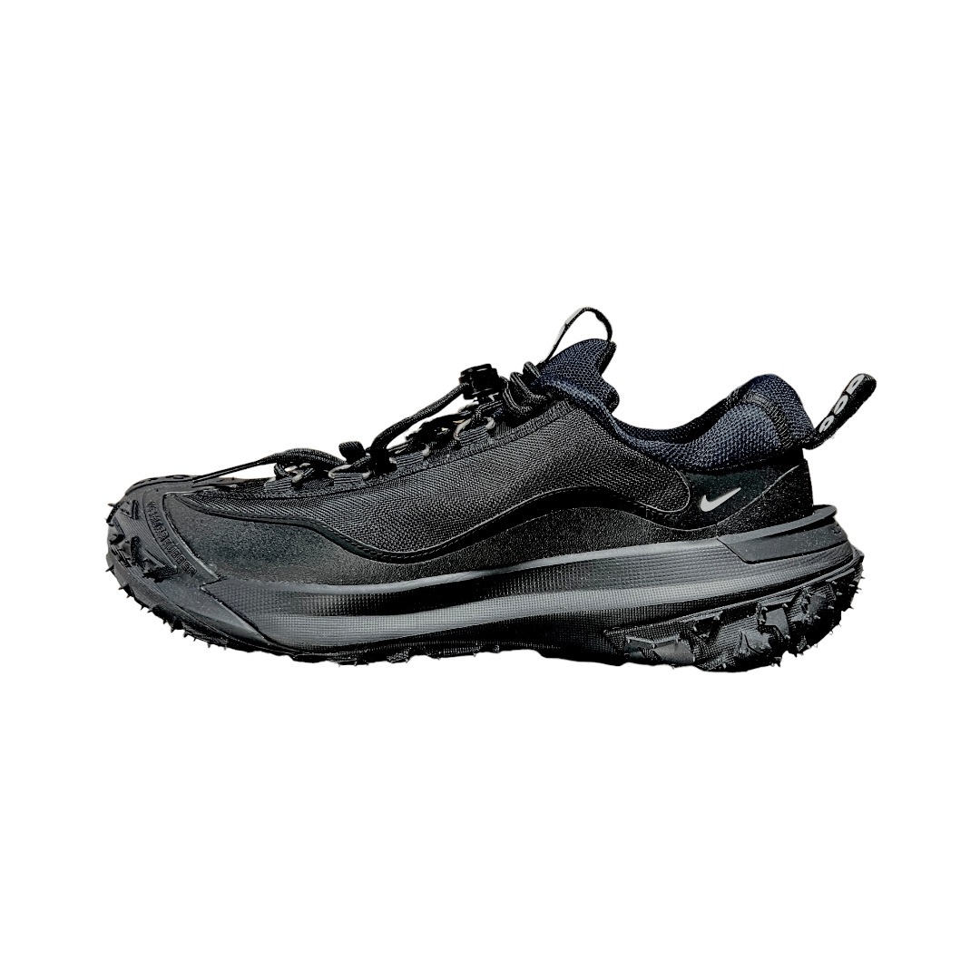 COMME des GARCONS HOMME PLUS(コムデギャルソンオムプリュス)のギャルソンオムプリュス Nike ACG Mountain Fly 2 26cm メンズの靴/シューズ(スニーカー)の商品写真