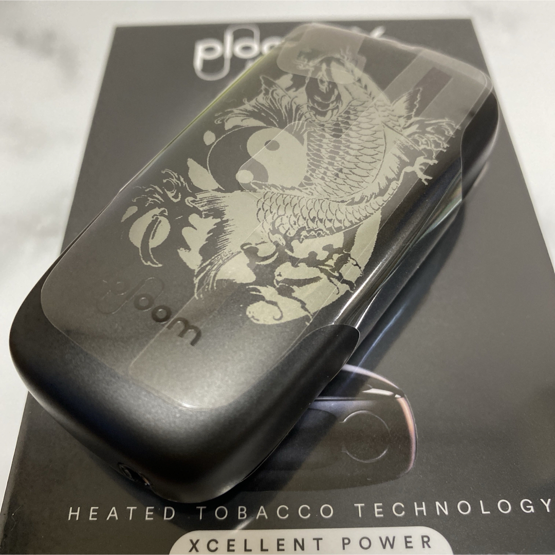 PloomTECH(プルームテック)の昇り鯉 デザイン プルームエックス Ploom X アドバンスド 本体 黒 新作 メンズのファッション小物(タバコグッズ)の商品写真