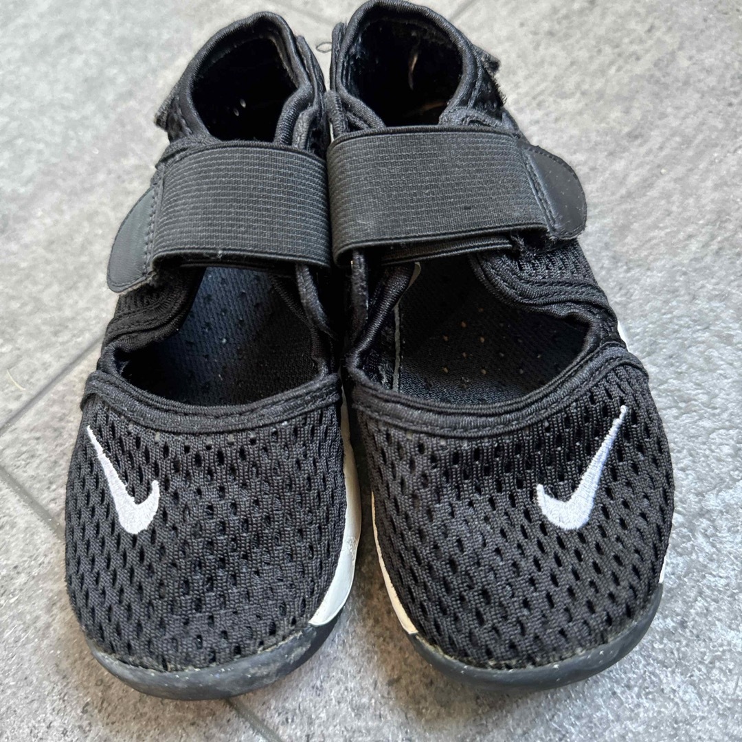 NIKE(ナイキ)のNIKE ナイキ　リトルリフト　15 ブラック キッズ/ベビー/マタニティのキッズ靴/シューズ(15cm~)(スニーカー)の商品写真