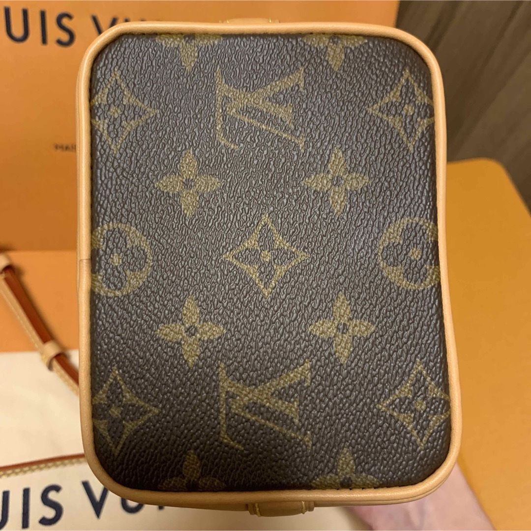 LOUIS VUITTON(ルイヴィトン)のルイヴィトン　ナノ　ノエ　美品　正規品 レディースのバッグ(ショルダーバッグ)の商品写真