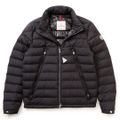 モンクレール/MONCLER メンズ ダウンジャケット 0911A00015