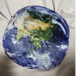 ヘミングス(HEMING'S)のプラネットクッションアース　EARTH　地球　フリースブランケット　ヘミングス(クッション)